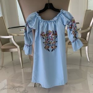 💐🌷🌸 Cutesy floral dress!